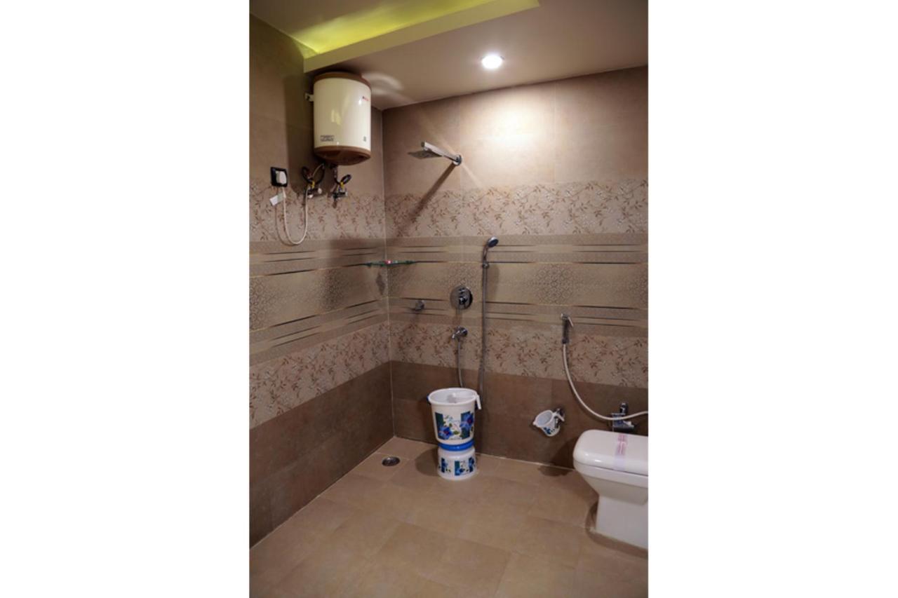 Hotel Vinayak Lifestyle Hotels Lucknow Exterior foto