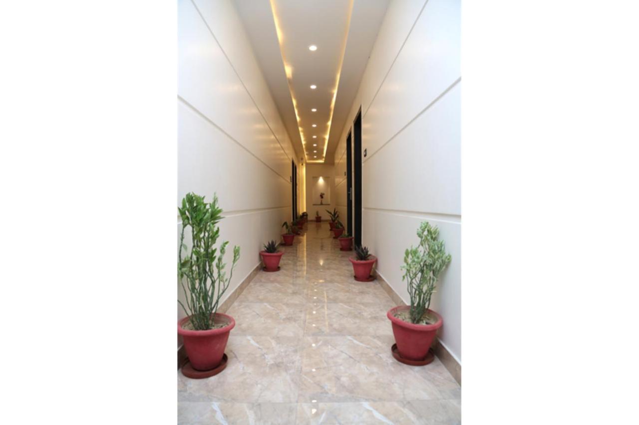 Hotel Vinayak Lifestyle Hotels Lucknow Exterior foto
