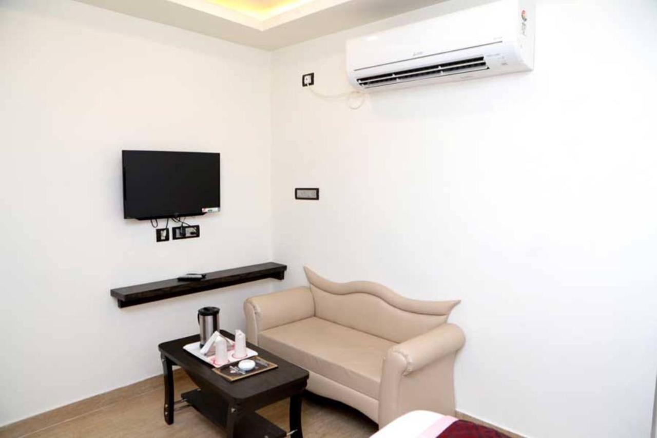 Hotel Vinayak Lifestyle Hotels Lucknow Exterior foto